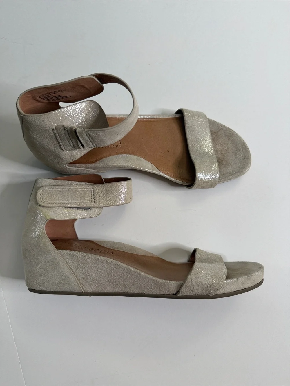 Gentle Souls Gianna Metallic Ivory Ankle-Strap Wedge Sandal size 9